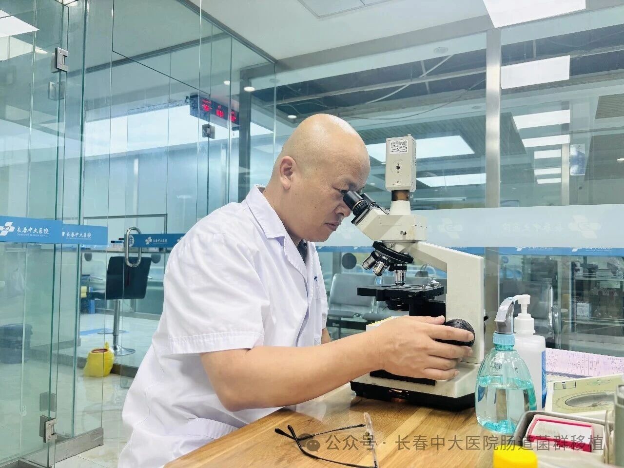 红河哈尼族彝族自治州|高朋磊医师：左手男科临床，右手肠道菌群移植深入研究